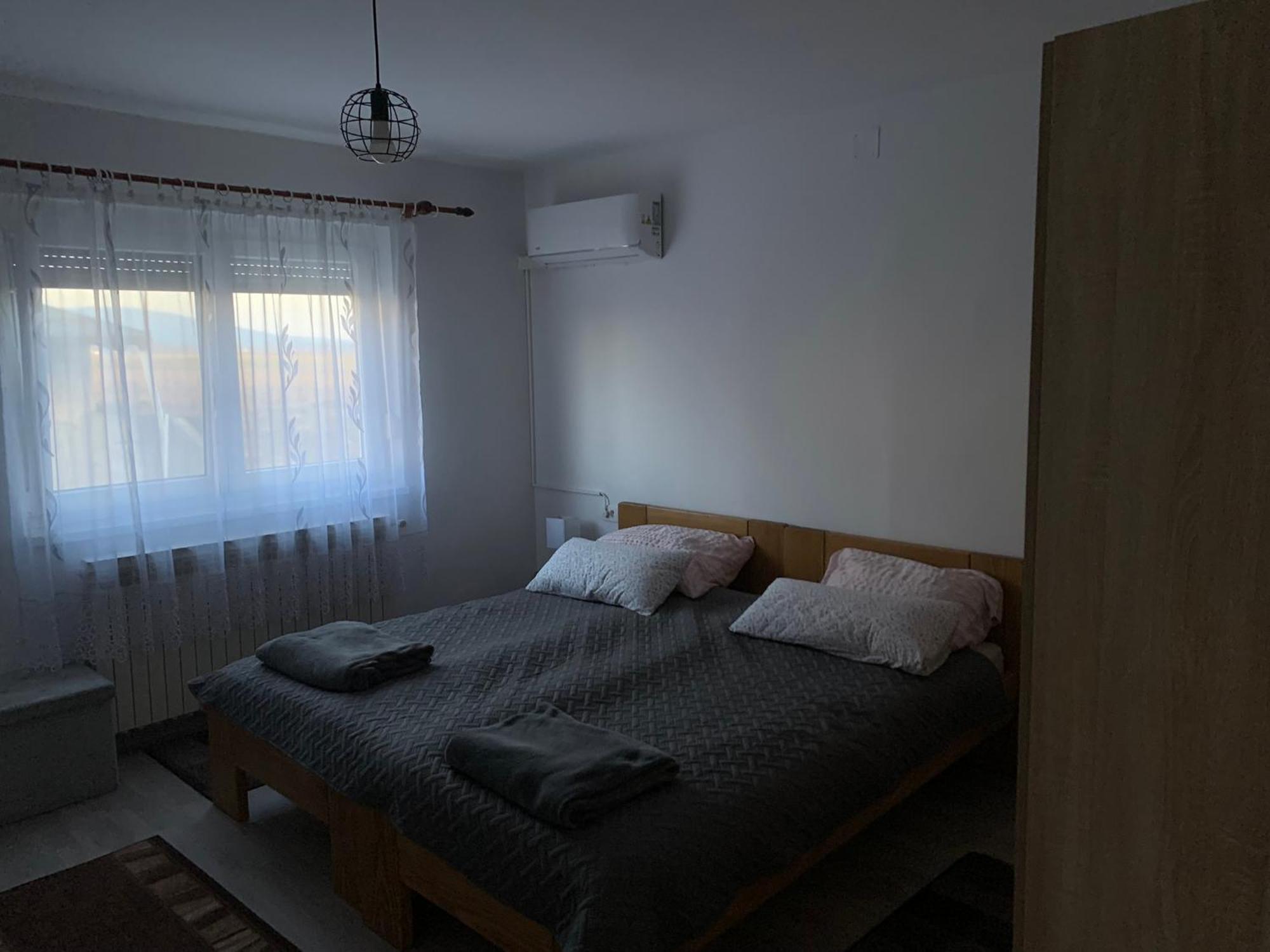 Kuca Za Odmor Blizanke Apartment Ogulin Exterior photo